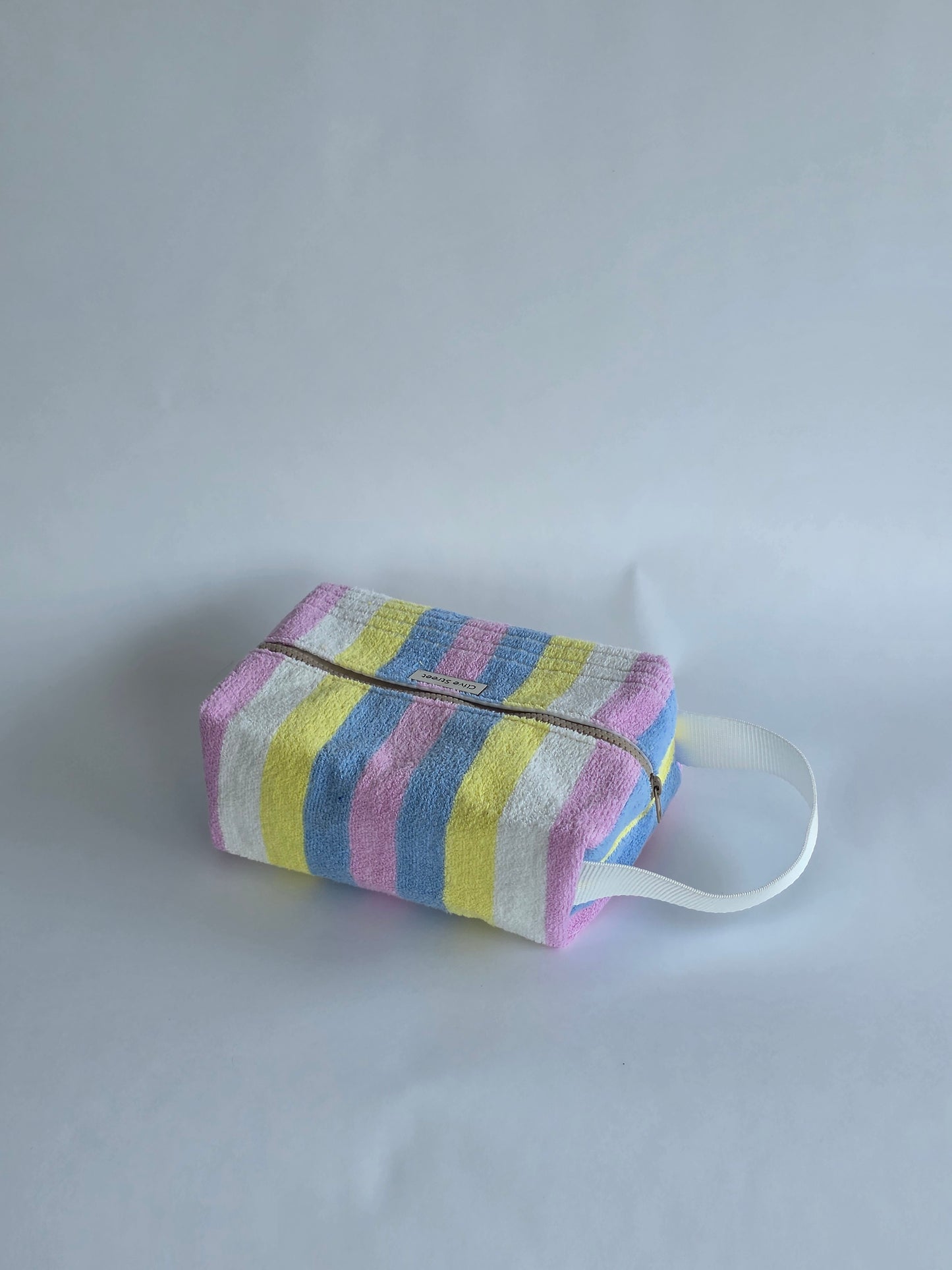 Agnes Toiletries Pouch - Towel