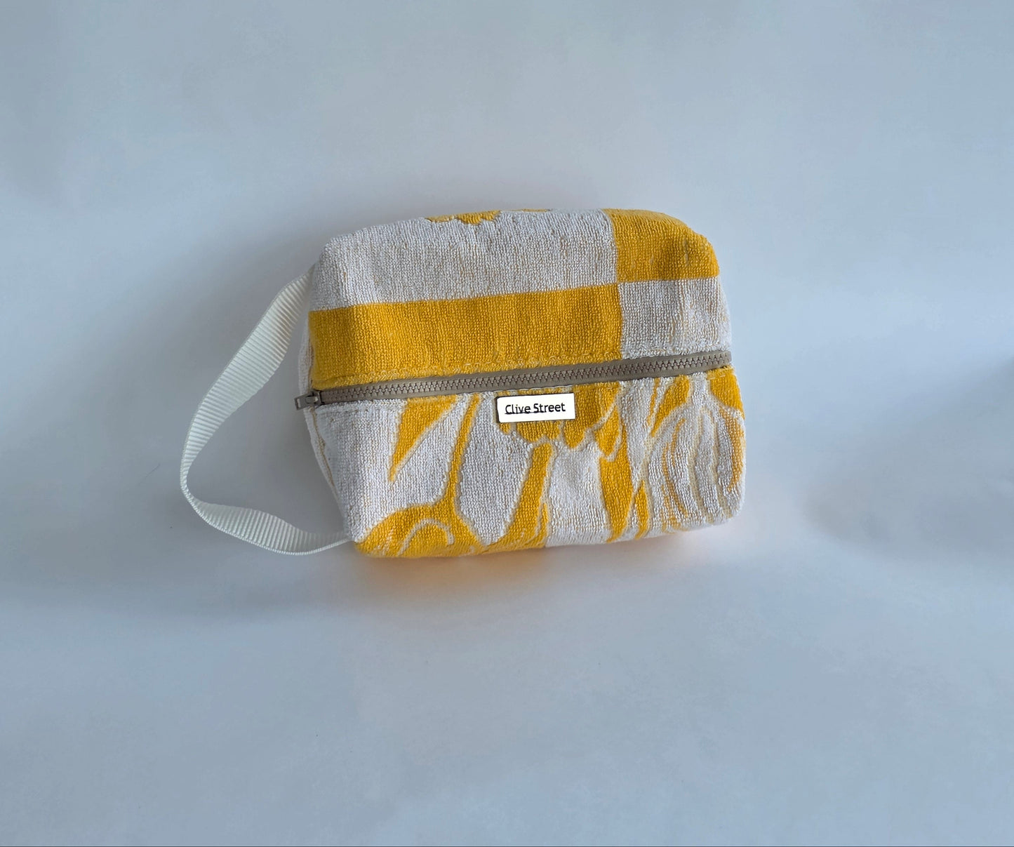 Agnes Toiletries Pouch - Towel